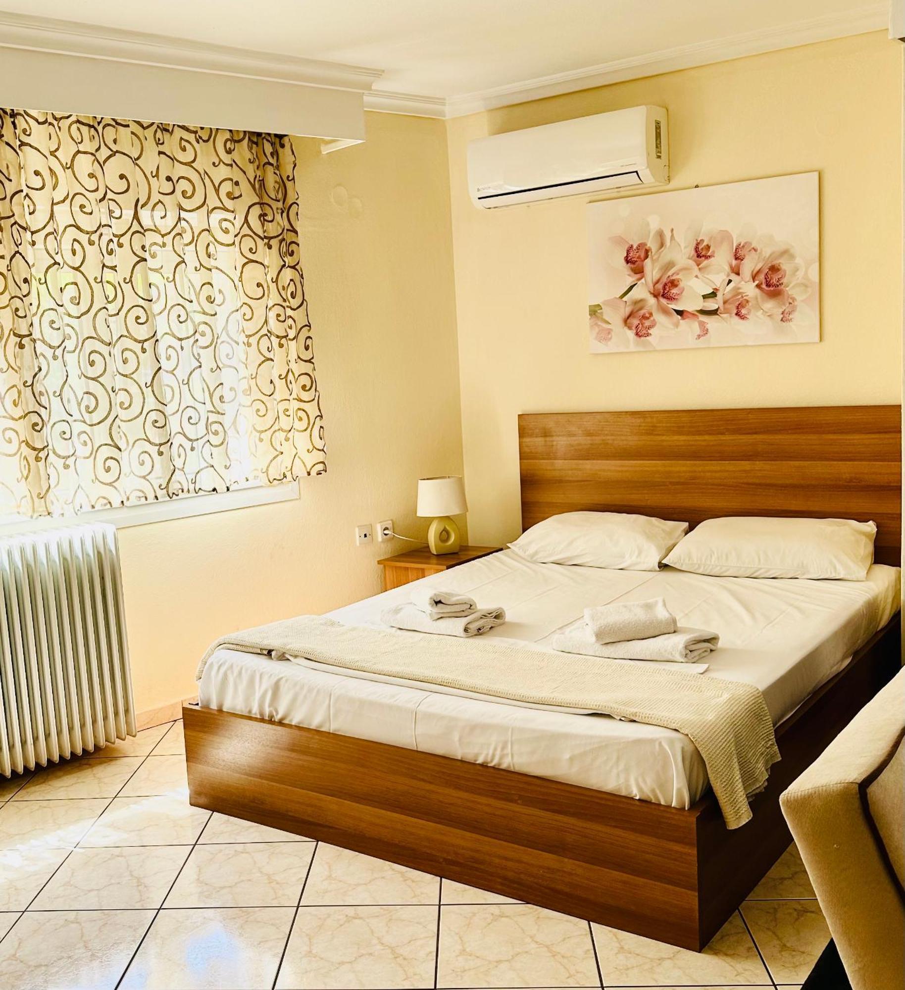 Omonias Apartment Kavala Exteriör bild